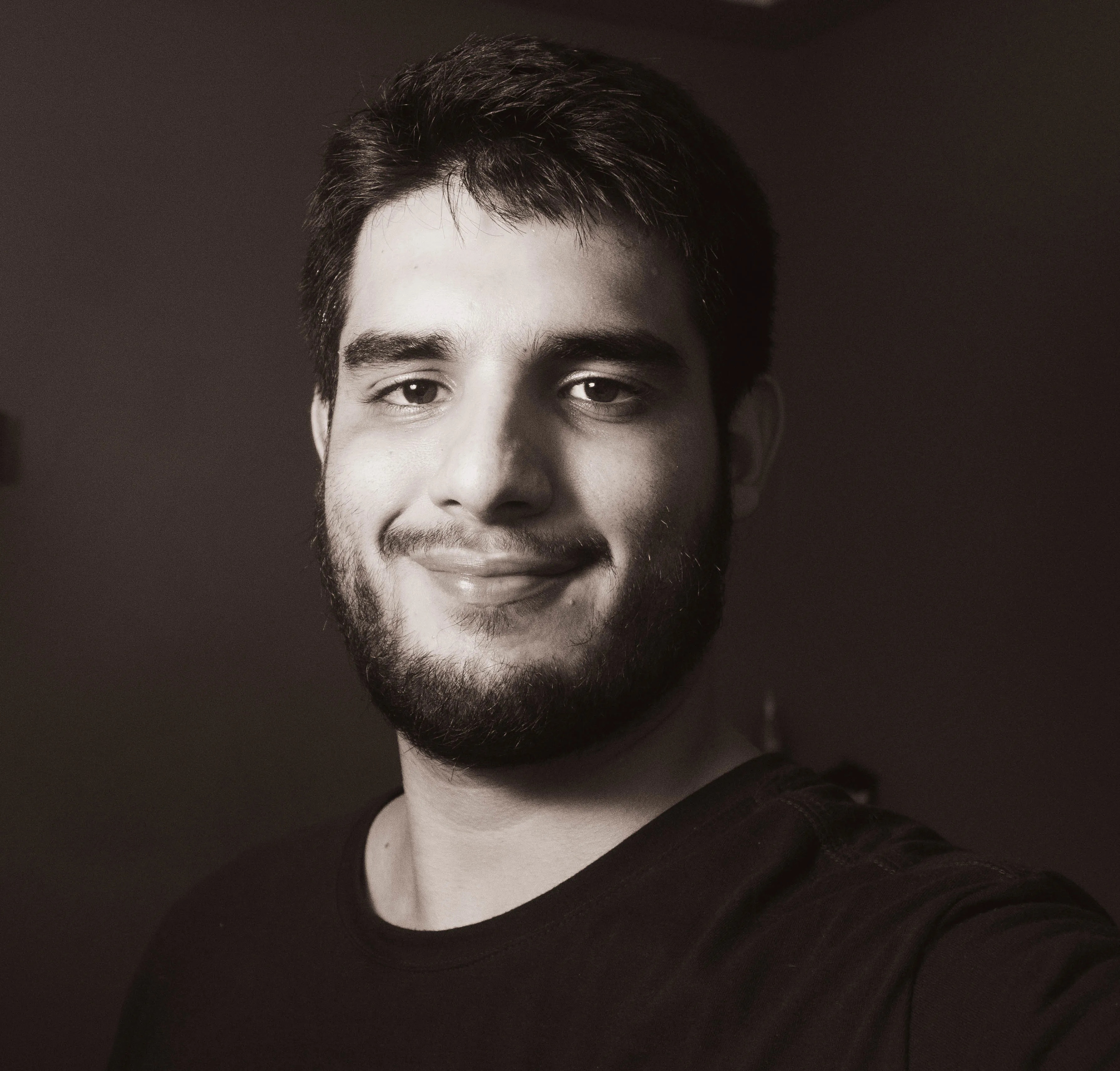 Gustavo Ardón - Profile